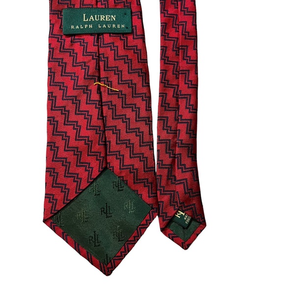 Ralph Lauren Silk Jacquard Red and Navy Blue Zig-Zag Chevron Necktie 3.5” - Picture 5 of 10